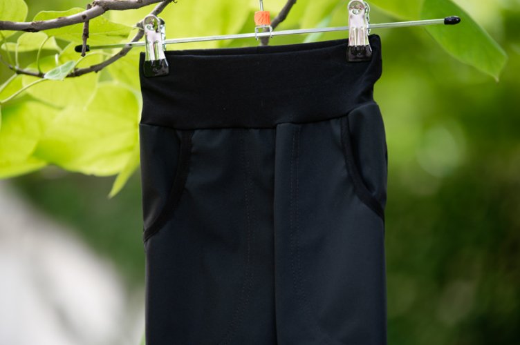 Softshellové kalhoty černé - Velikost: 116, Materiál: 100% polyester