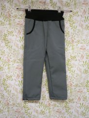 Zimní softshellové kalhoty šedé